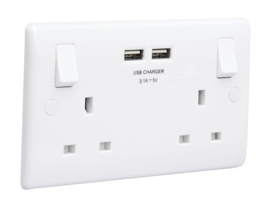 Masterplug 822U301 2-Gang Switched Socket with 2 USB Ports