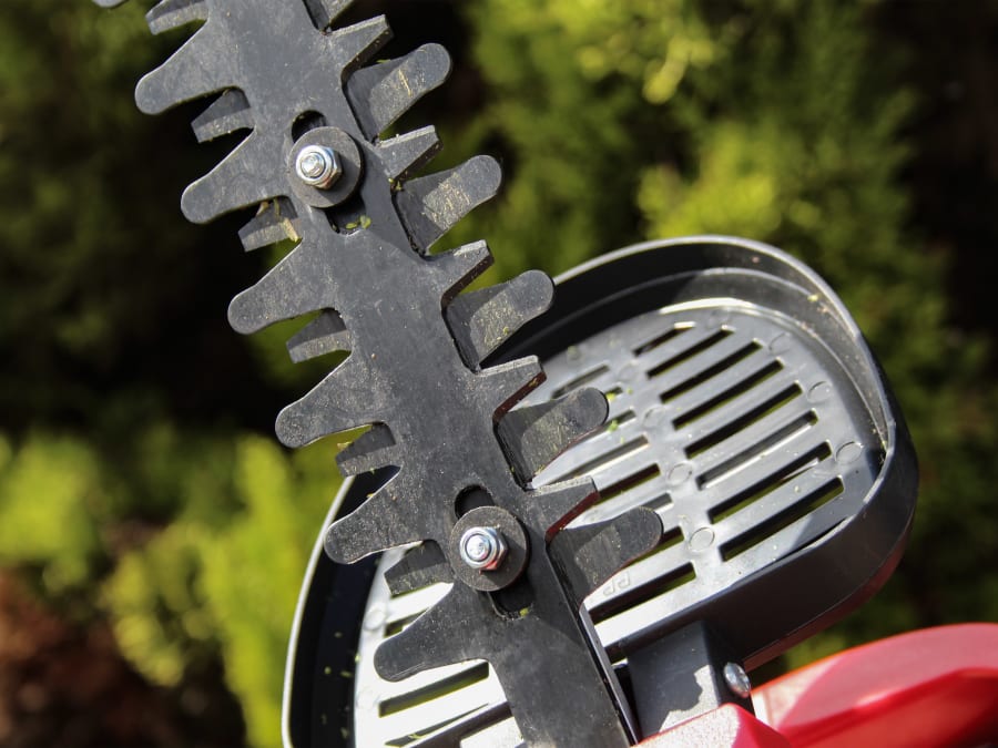 Olympia Power Tools X20S 20V Cordless Hedge Trimmer with 1 × 2.0Ah Battery