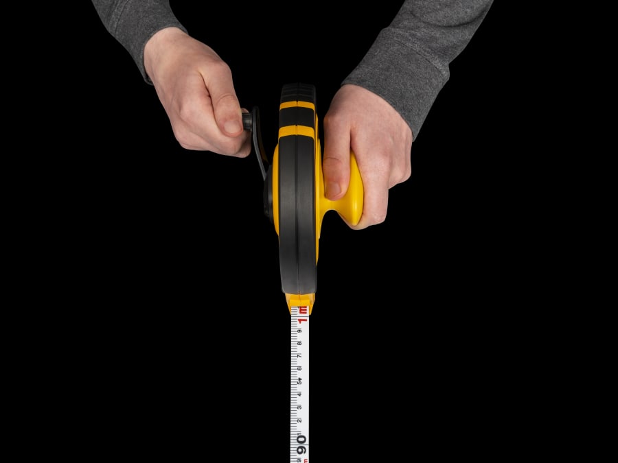 Roughneck 43330 30m Fibreglass Tape Measure