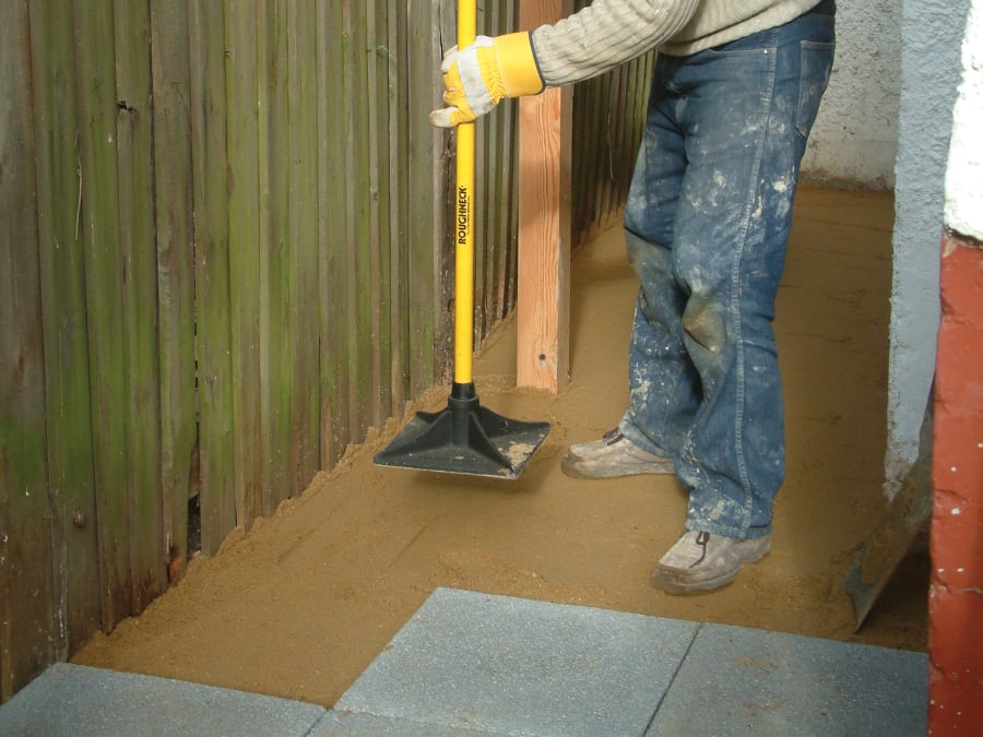 Roughneck 64379 Contractor's Tamper with Square Head 200 x 200mm