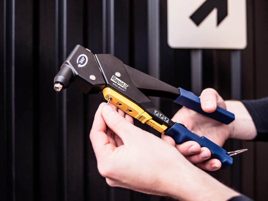 Rapid 5001128 RP60 Multi Pivoting Head Riveter with Case