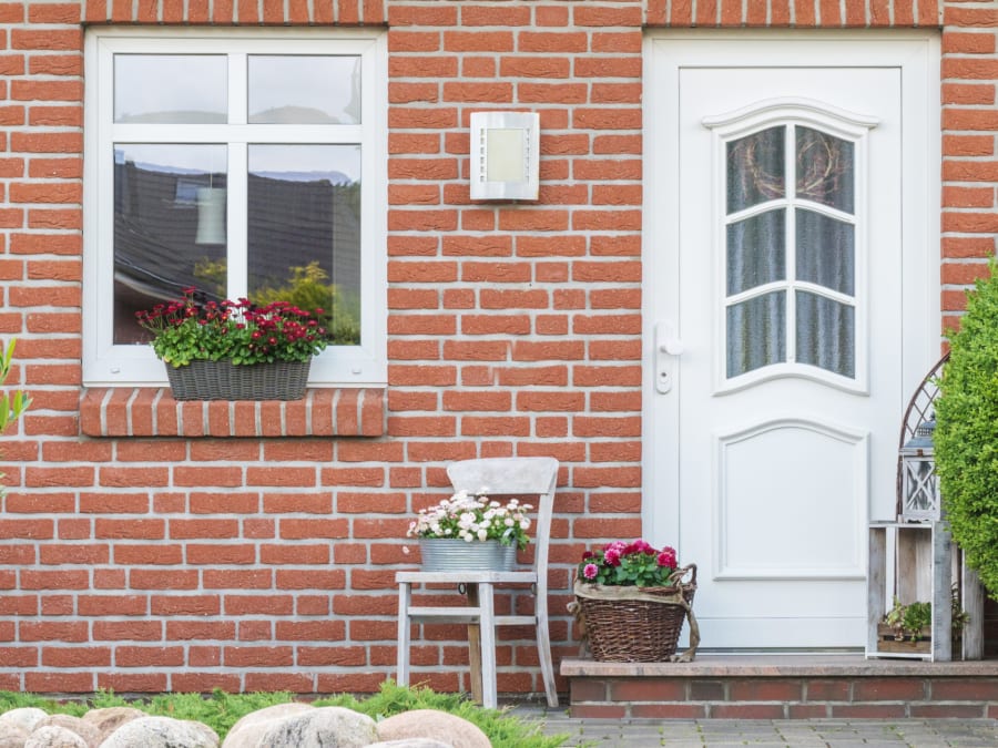 Ronseal 39394 White Satin uPVC Paint 2.5 Litre