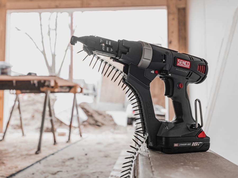 Senco 10C7001N DS722-18V 18V DuraSpin Auto-Feed Screwdriver with 2 × 3.0Ah Batteries