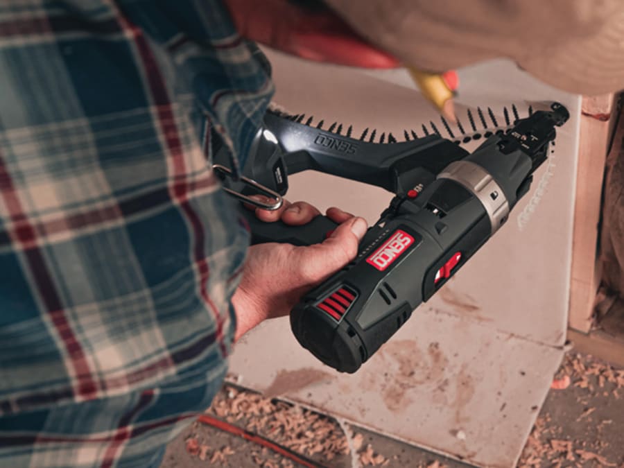 Senco 10C7001N DS722-18V 18V DuraSpin Auto-Feed Screwdriver with 2 × 3.0Ah Batteries