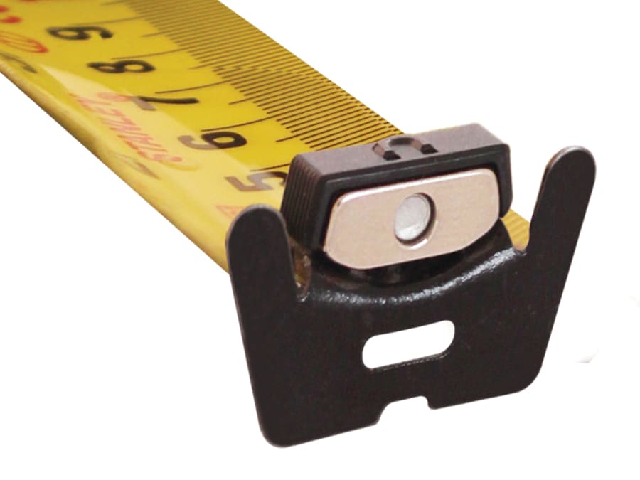 Stanley XTHT033504 FatMax Autolock Tape Measure 8m