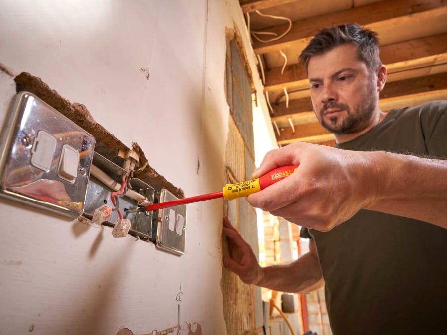 Stanley Hand Tools Stanley FatMax 065419 VDE Pozidriv Screwdriver PZ2 x 125mm