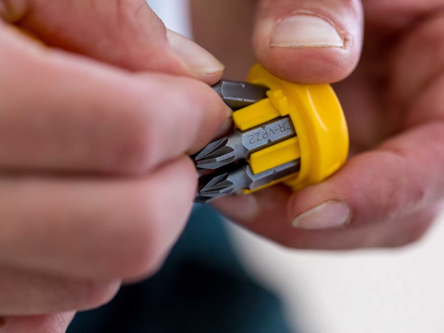 Stanley Hand Tools Stanley 066358 Stubby Ratchet Screwdriver with Bits