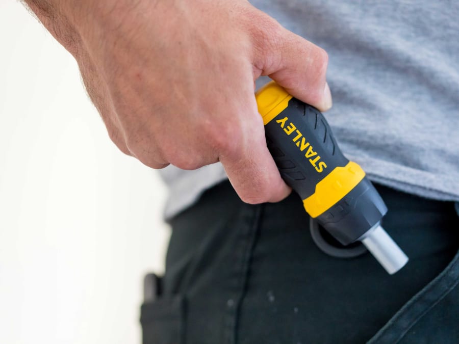 Stanley Hand Tools Stanley 066358 Stubby Ratchet Screwdriver with Bits