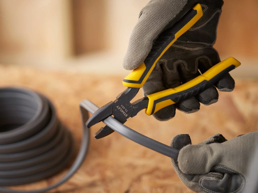 Stanley STHT074454 180mm Combination Pliers