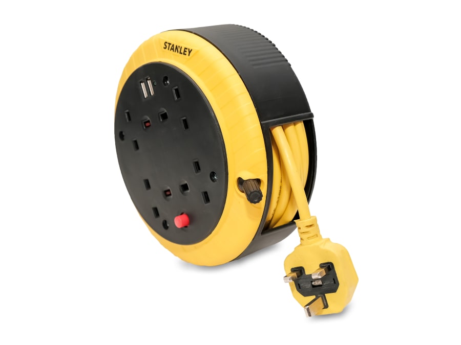Stanley Electrical Stanley SXECGK2OHJE 240V 13A 4-Socket Cable Reel with 2 USB 5m