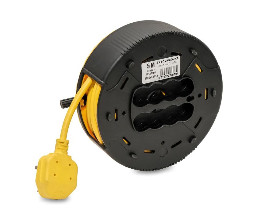 Stanley Electrical Stanley SXECGK2OHJE 240V 13A 4-Socket Cable Reel with 2 USB 5m