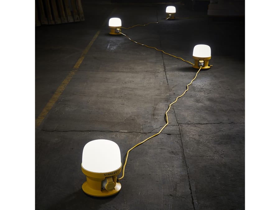 Stanley Lighting SXLS36986E Magnetic Globe Light 3300 Lumens