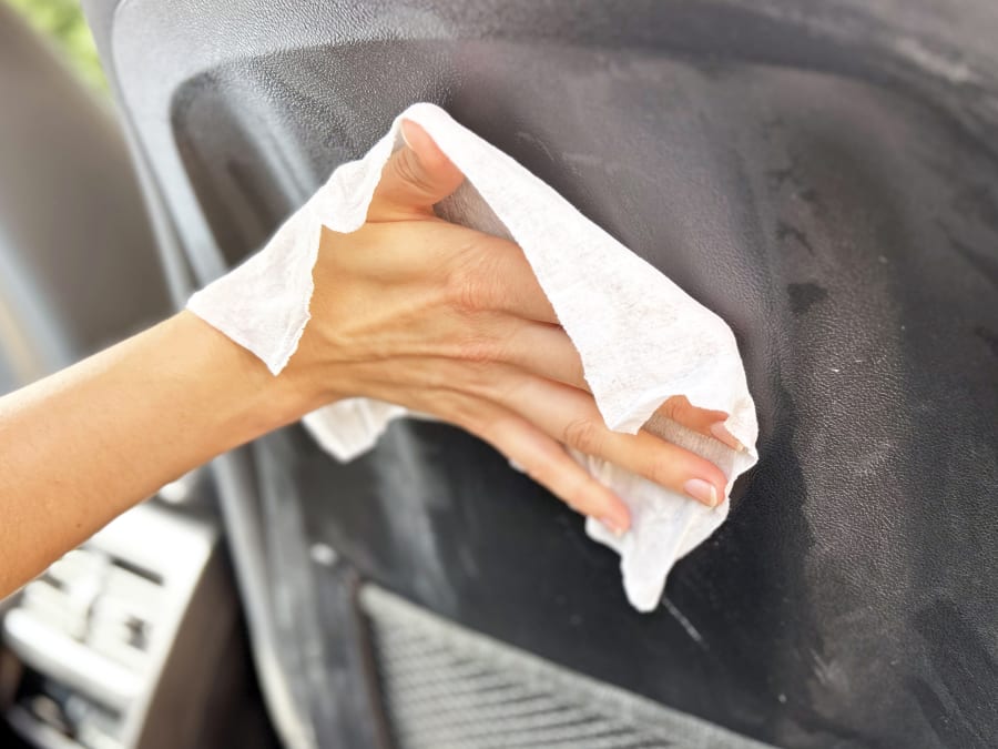 Turtle Wax 54070 Interior 1 Multi-Purpose Wipes