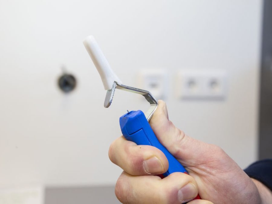 Weicon 10012844 Cable Stripper with Hook Blade