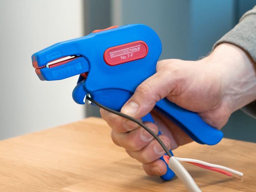Weicon 10017050 Flat Cable Stripper No. 7-F