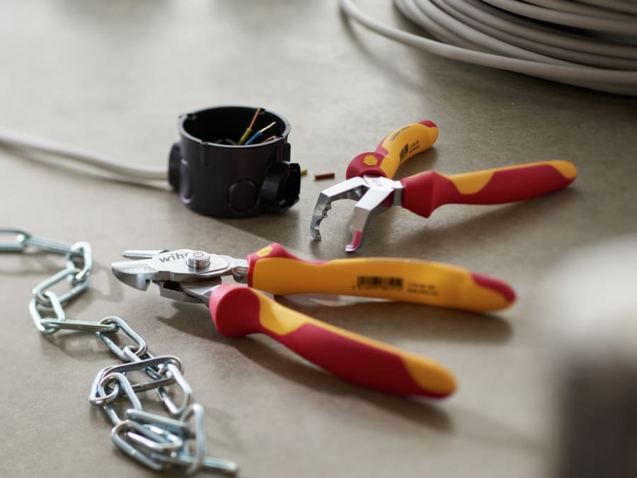 Wiha 38984 BiCut Electric Diagonal Cutters 200mm