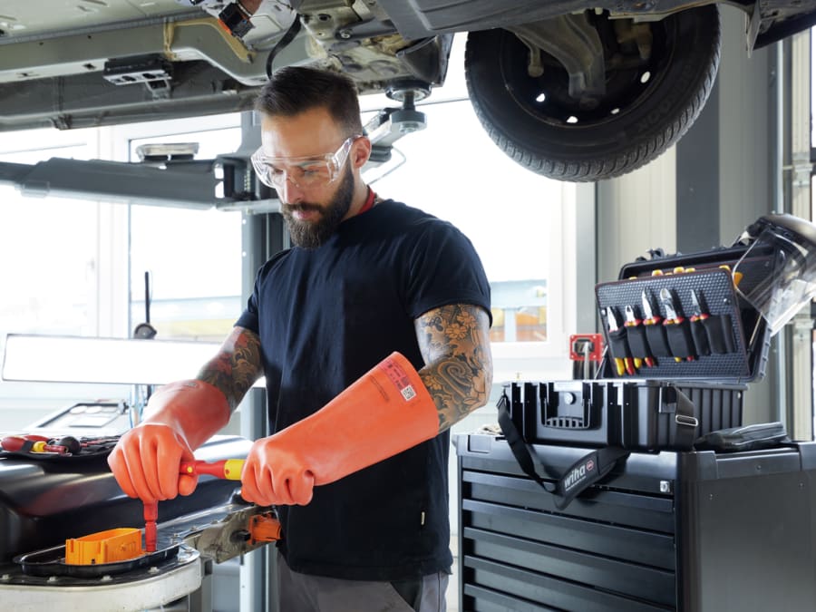 Wiha 44198 XL eMobility Tool Case Set