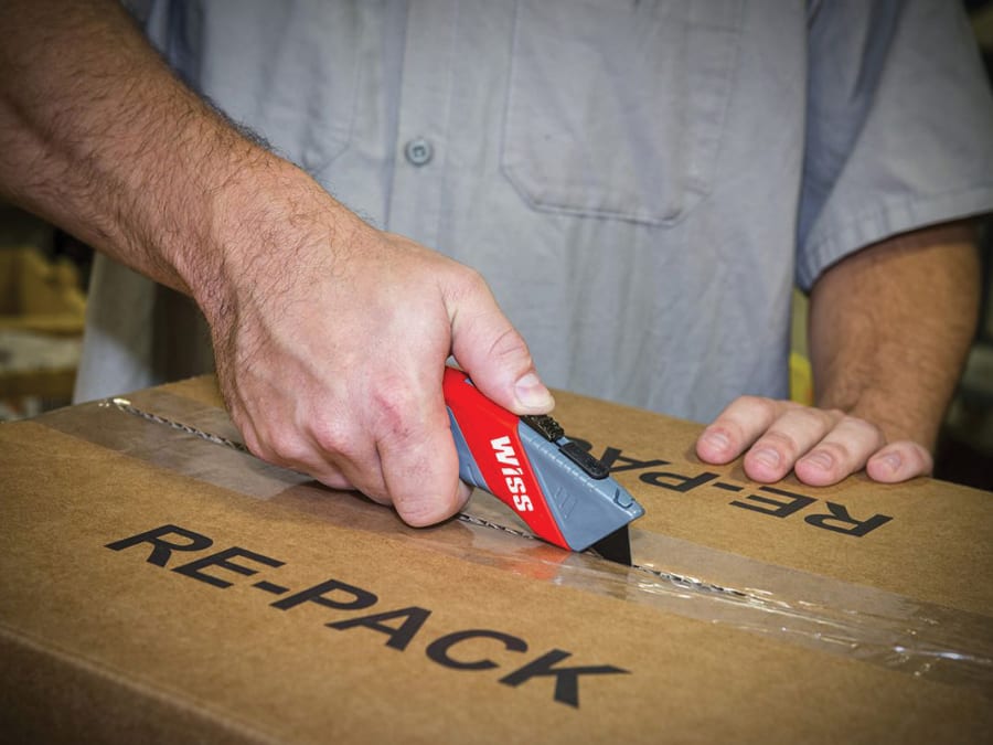 Crescent Wiss WKAR2EU Auto-Retracting Safety Knife