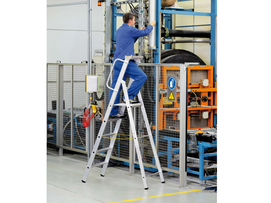 Zarges 41634 Platform Ladder 1.32m 5 Rungs
