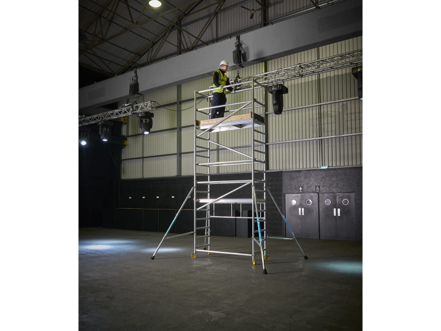Zarges 5545137 Reachmaster Plus 3.7m Ladder