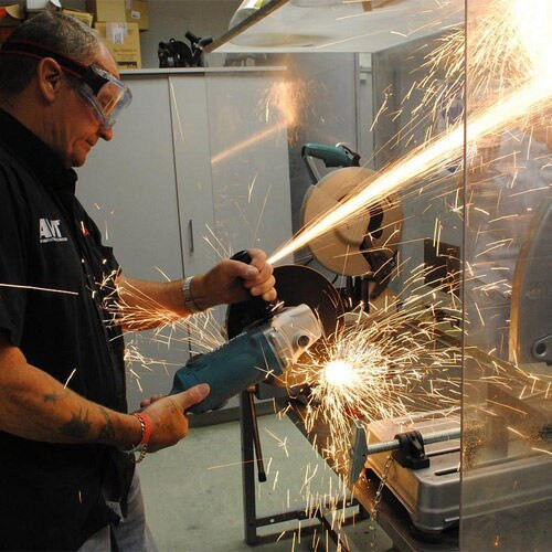 Makita GA9050 2000W 230mm Angle Grinder