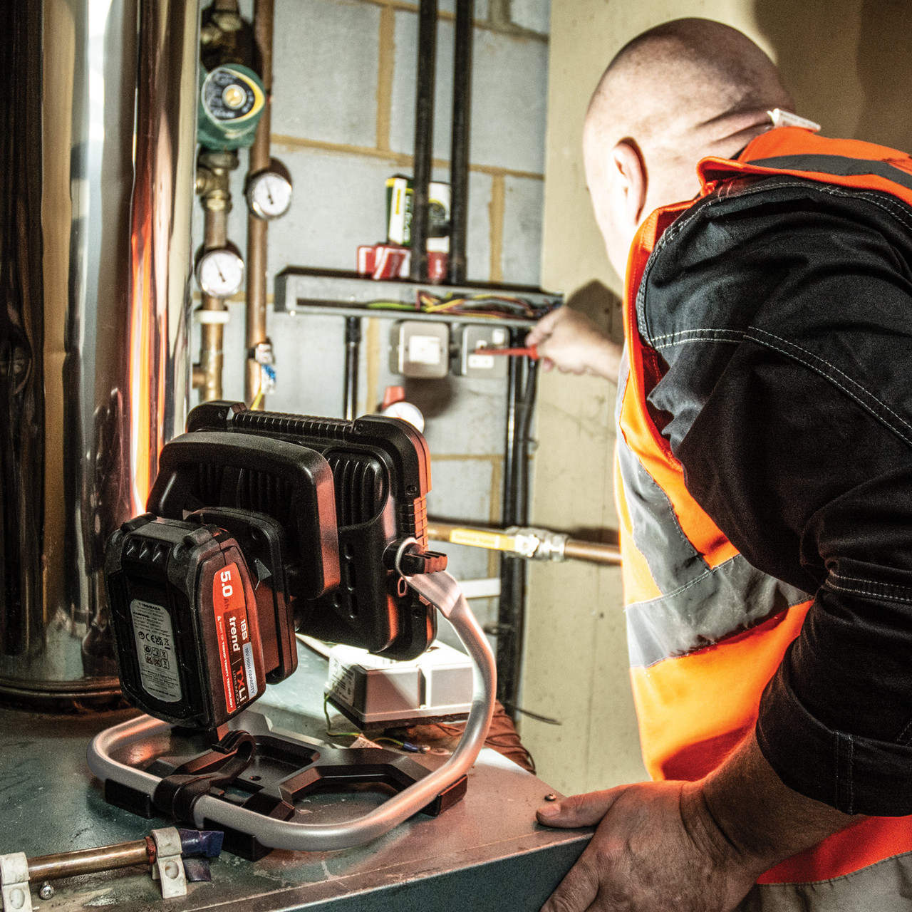 Trend T18SSLB 18V LED Area Light