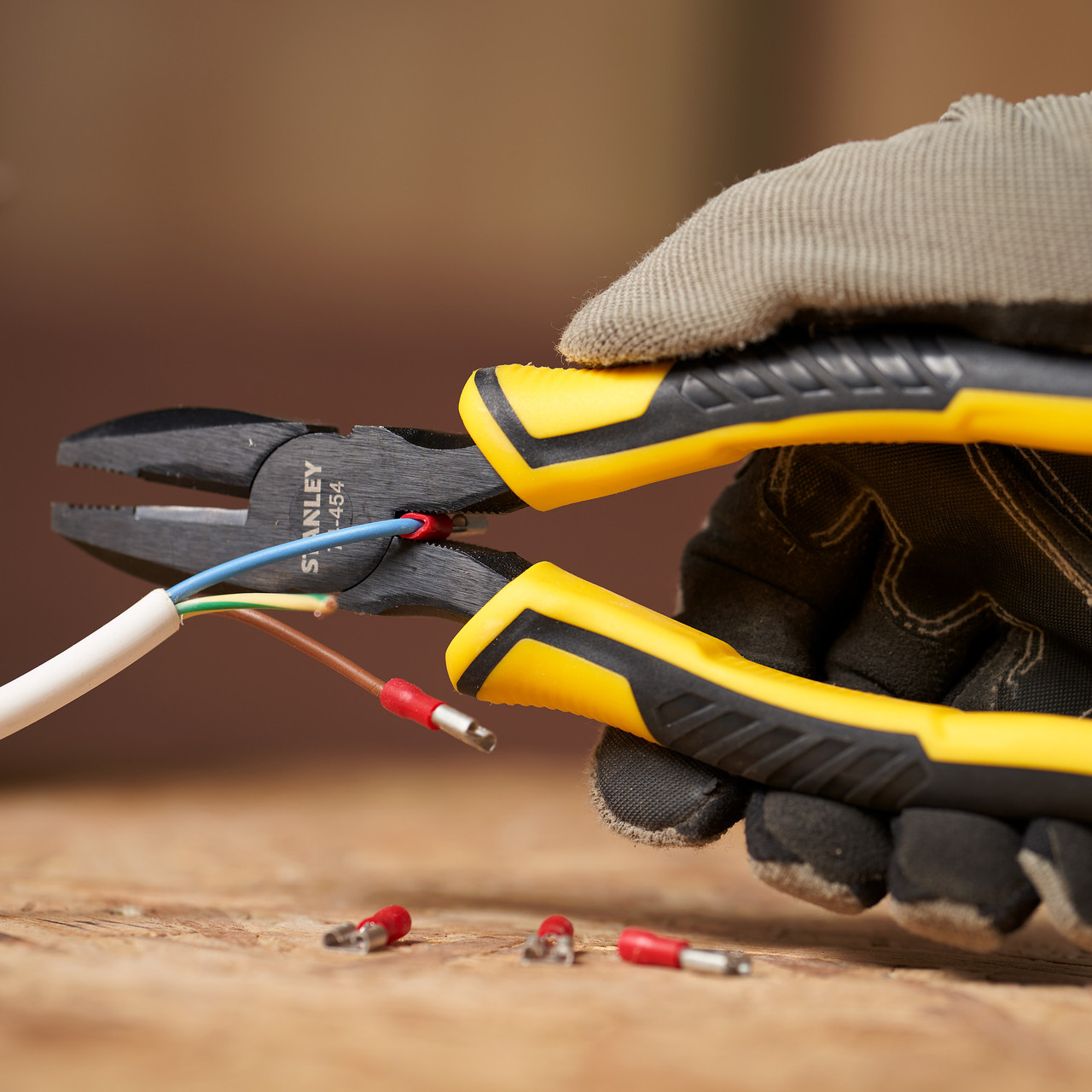 Stanley STHT074454 180mm Combination Pliers