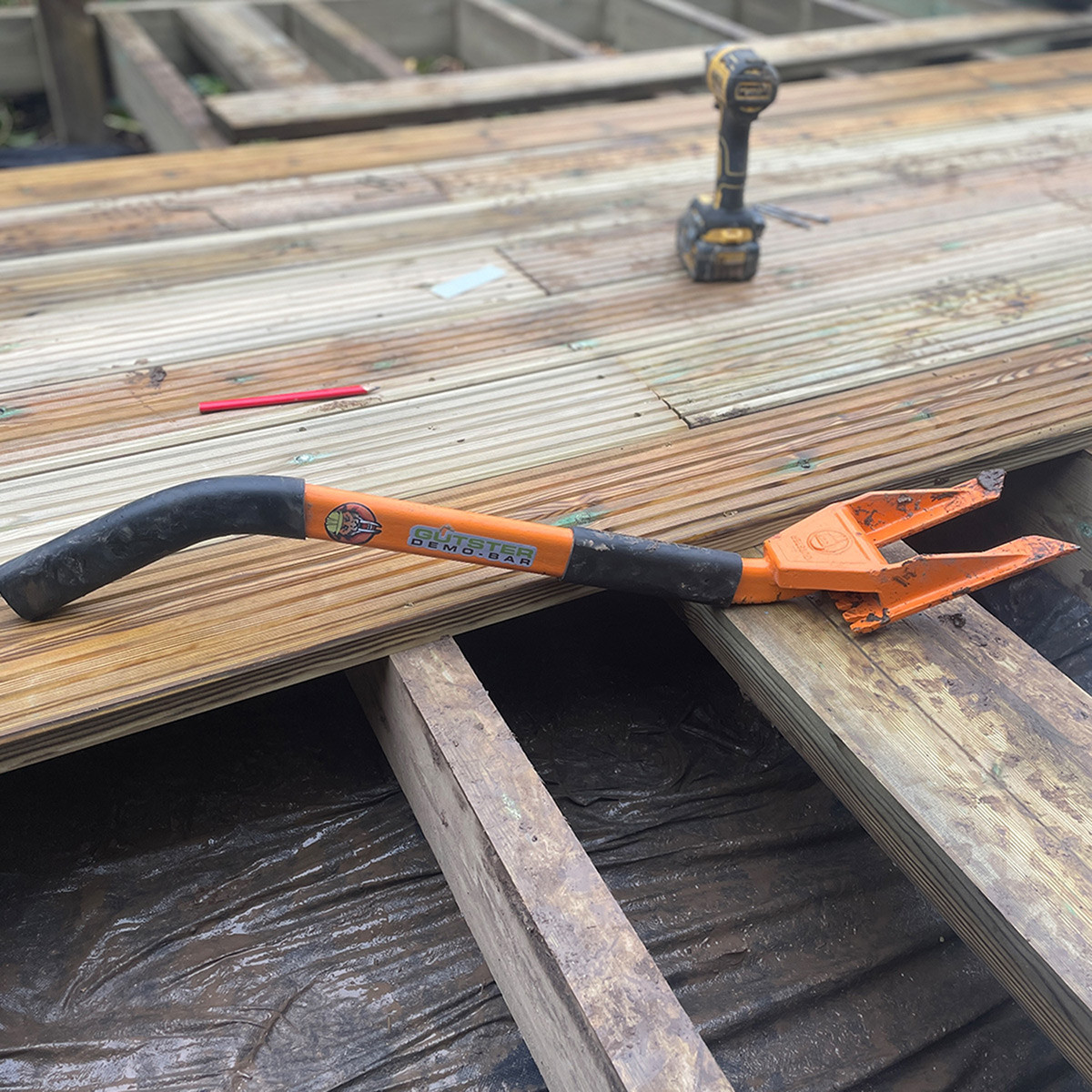 Gutster GB04 Mini Demolition Bar with Nail Puller