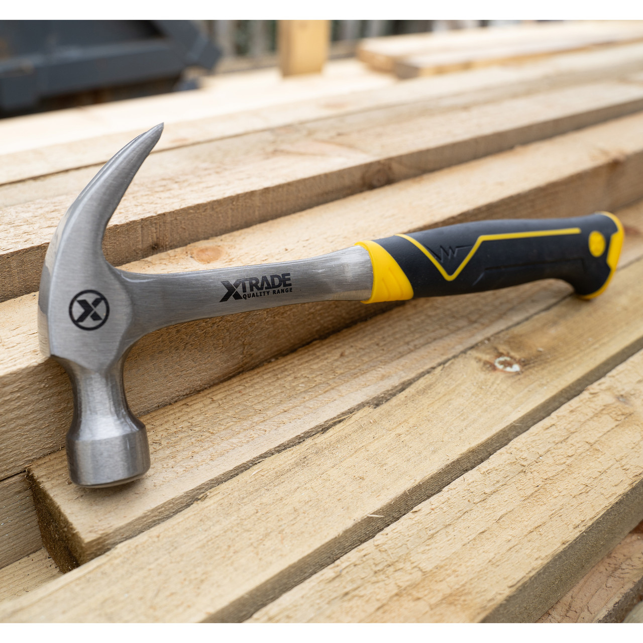 Xtrade X0900115 16oz One-Piece Claw Hammer