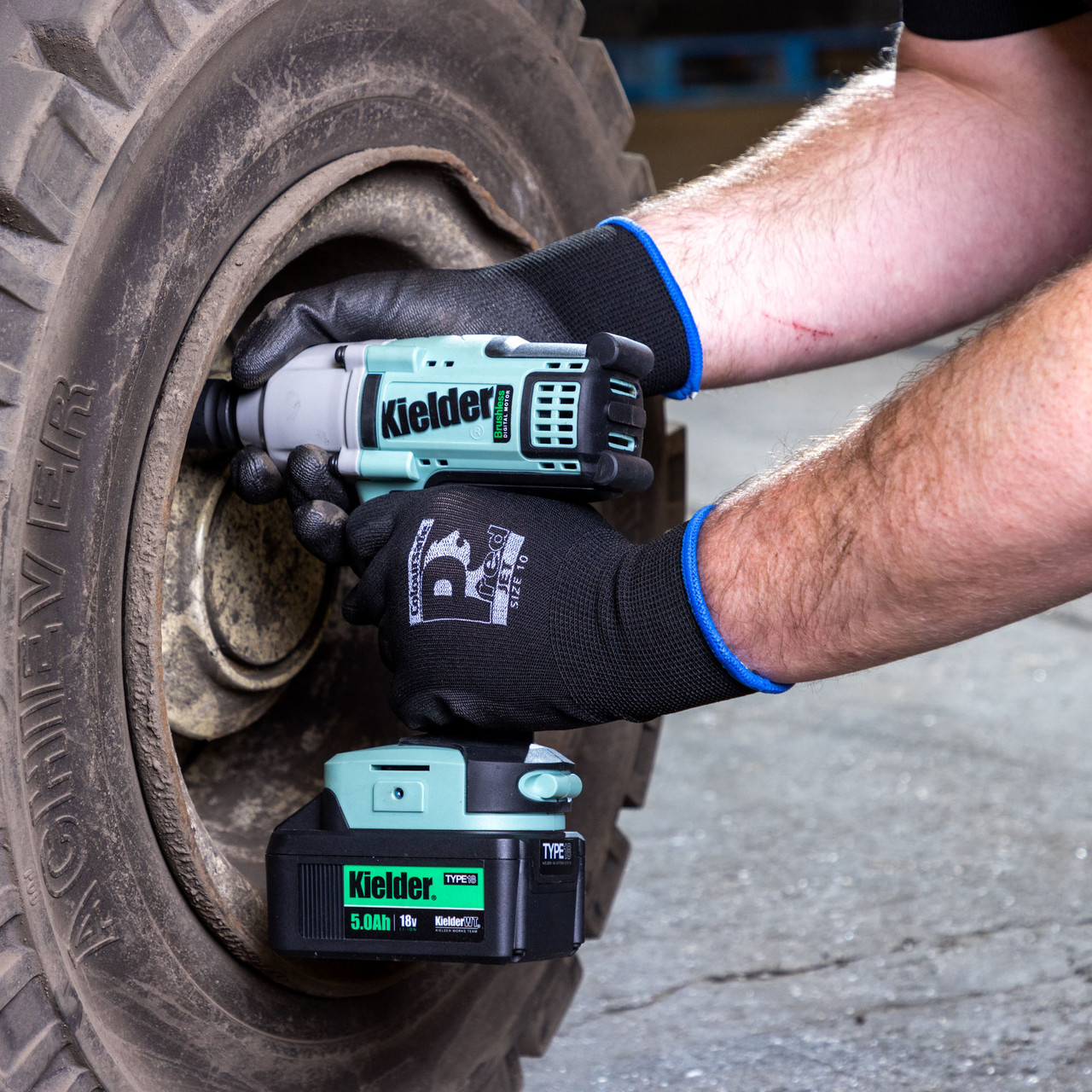 Predator By Ron BLACKPUPL9 Coloursafe Jet Gloves Large Pack of 10